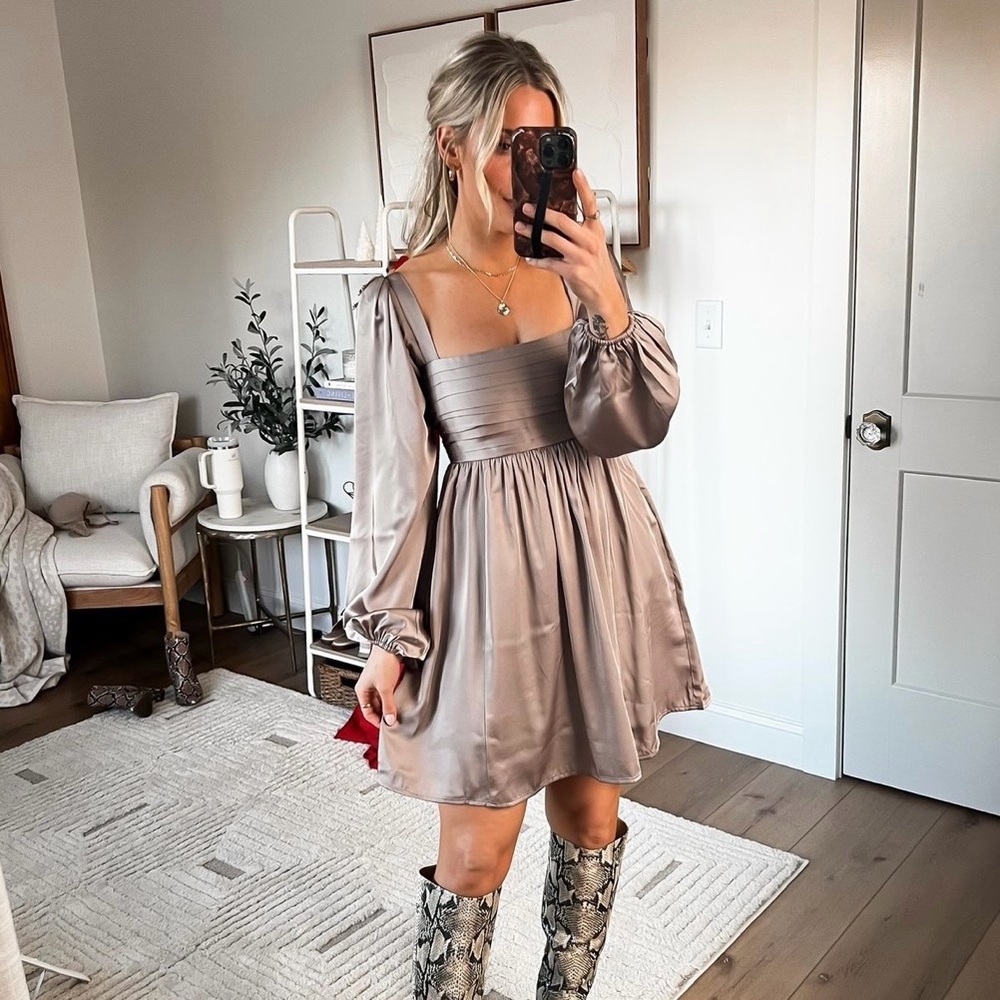 Abercrombie & Fitch Emerson Satin Long-Sleeve Mini Dress